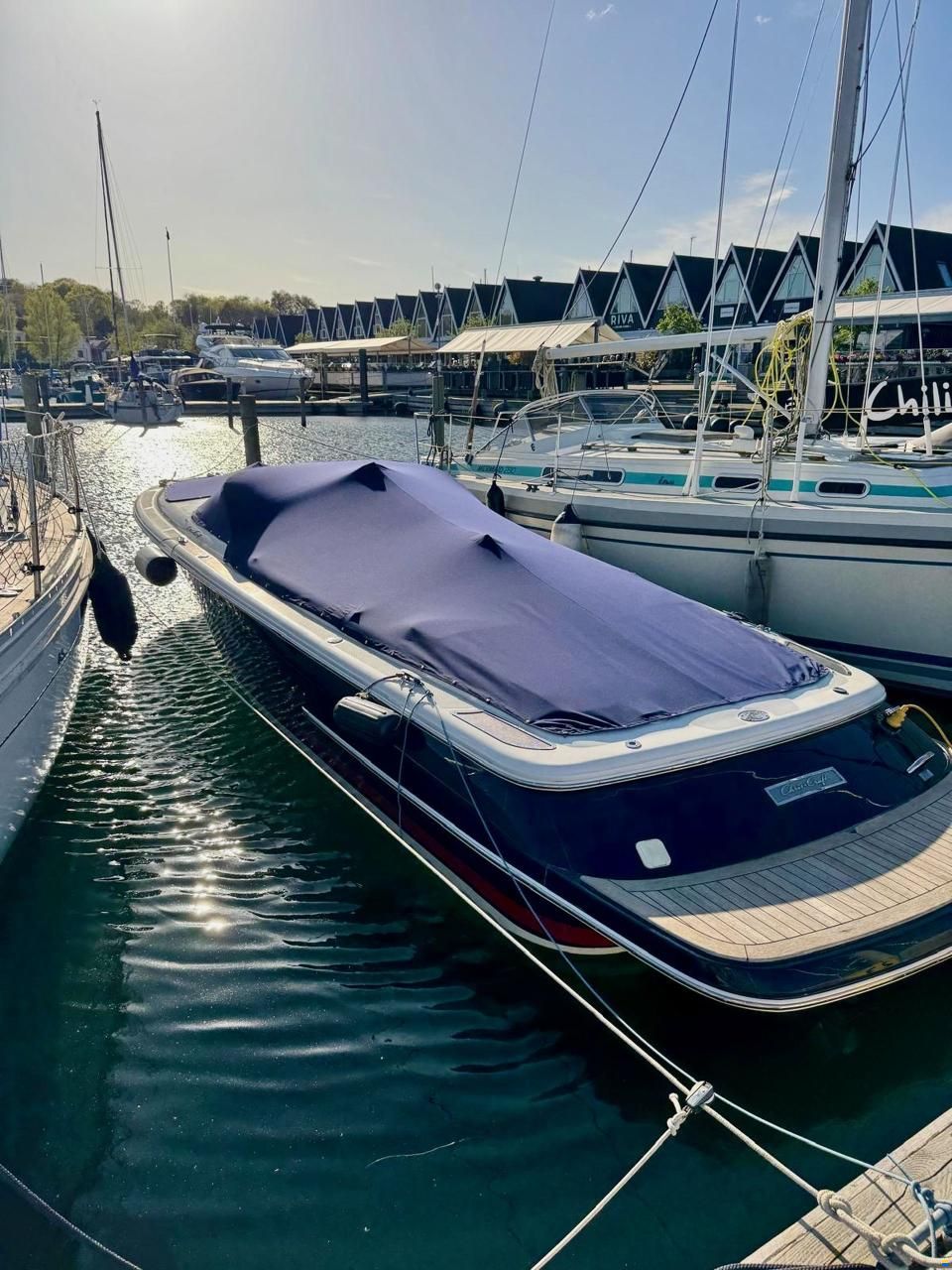 Chris Craft Launch 25