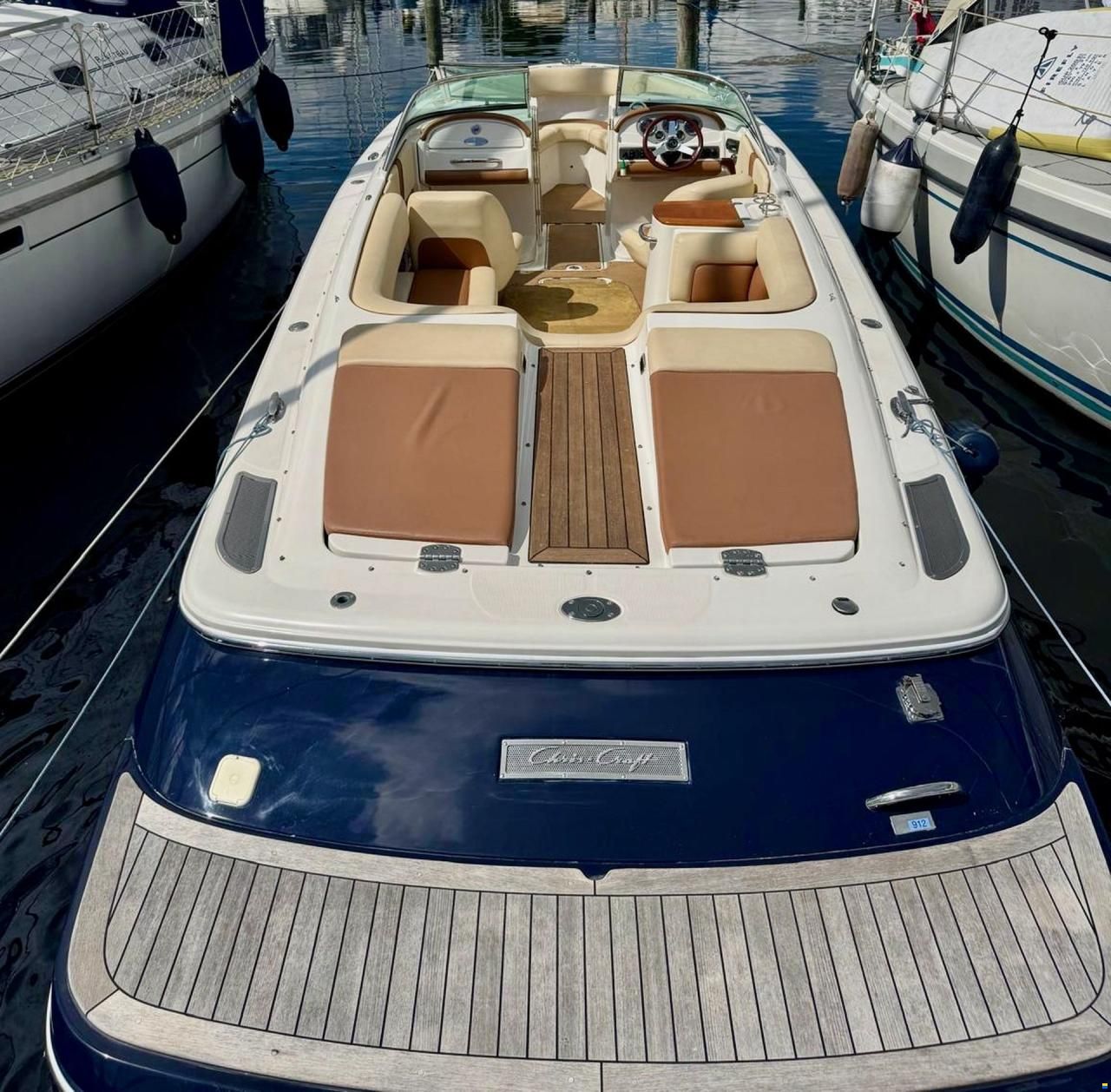 Chris Craft Launch 25