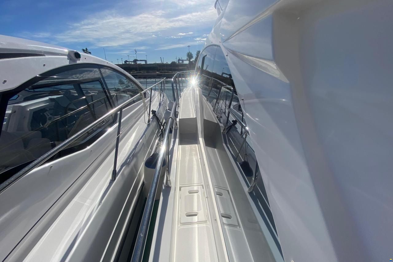 Azimut 50