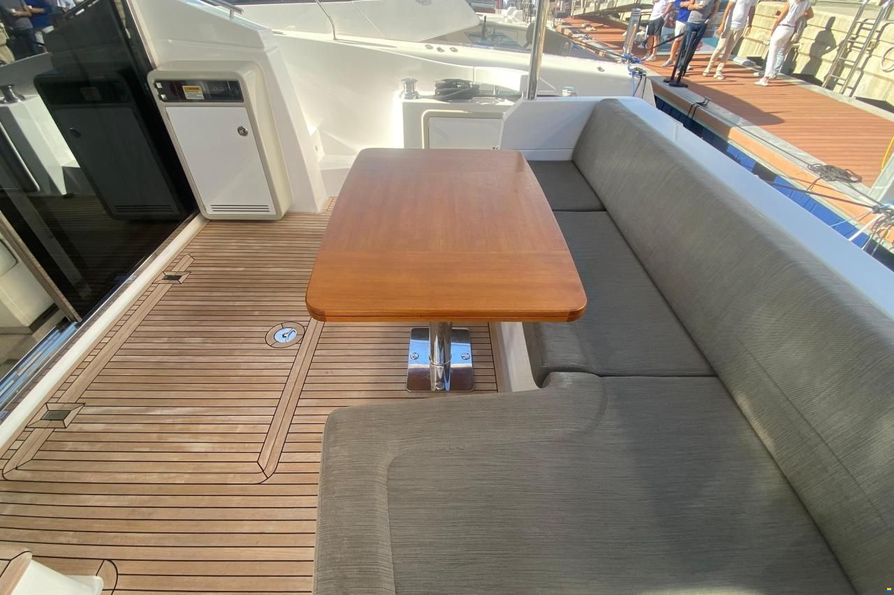 Azimut 50