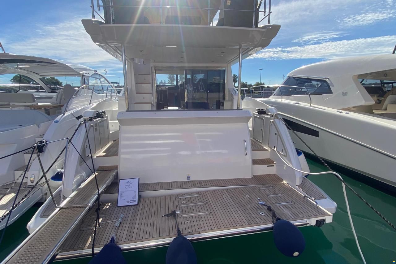Azimut 50