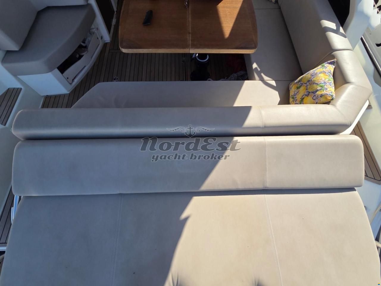 Cranchi M44 HT
