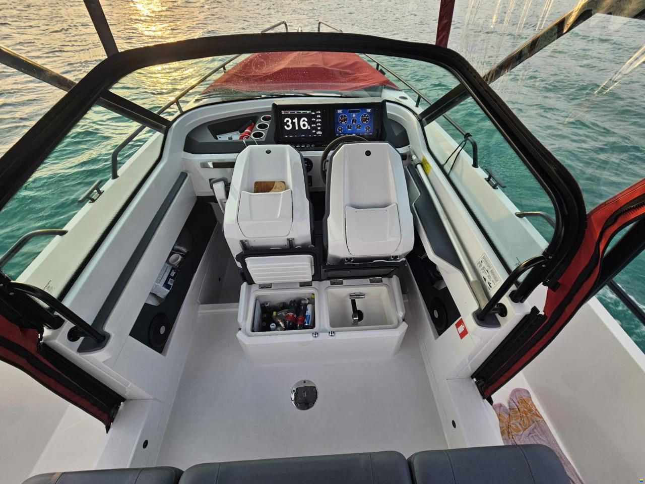 Axopar 28 Hartop