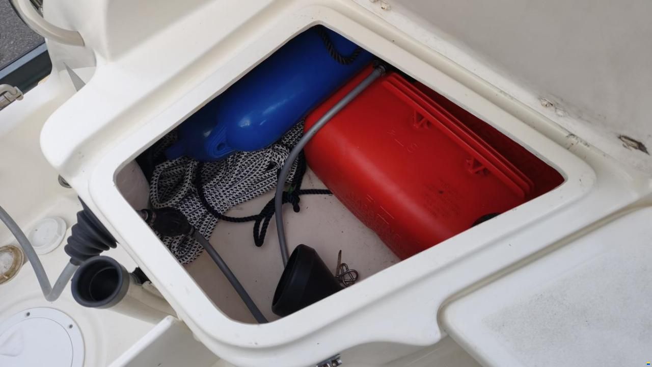 Quicksilver Activ 430 Cabin
