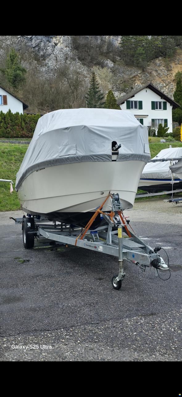 Quicksilver Pilothause 555