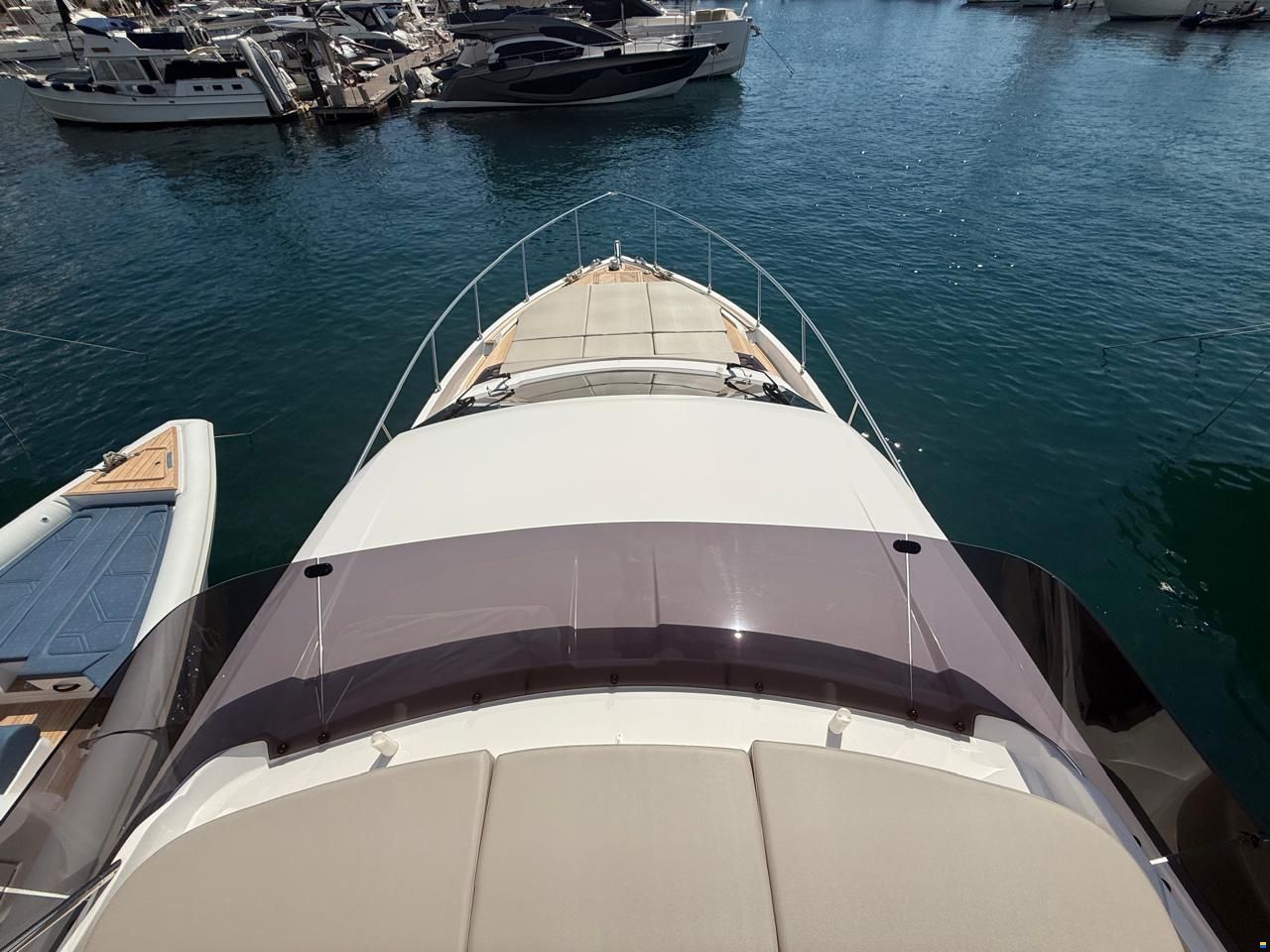 Ferretti 500