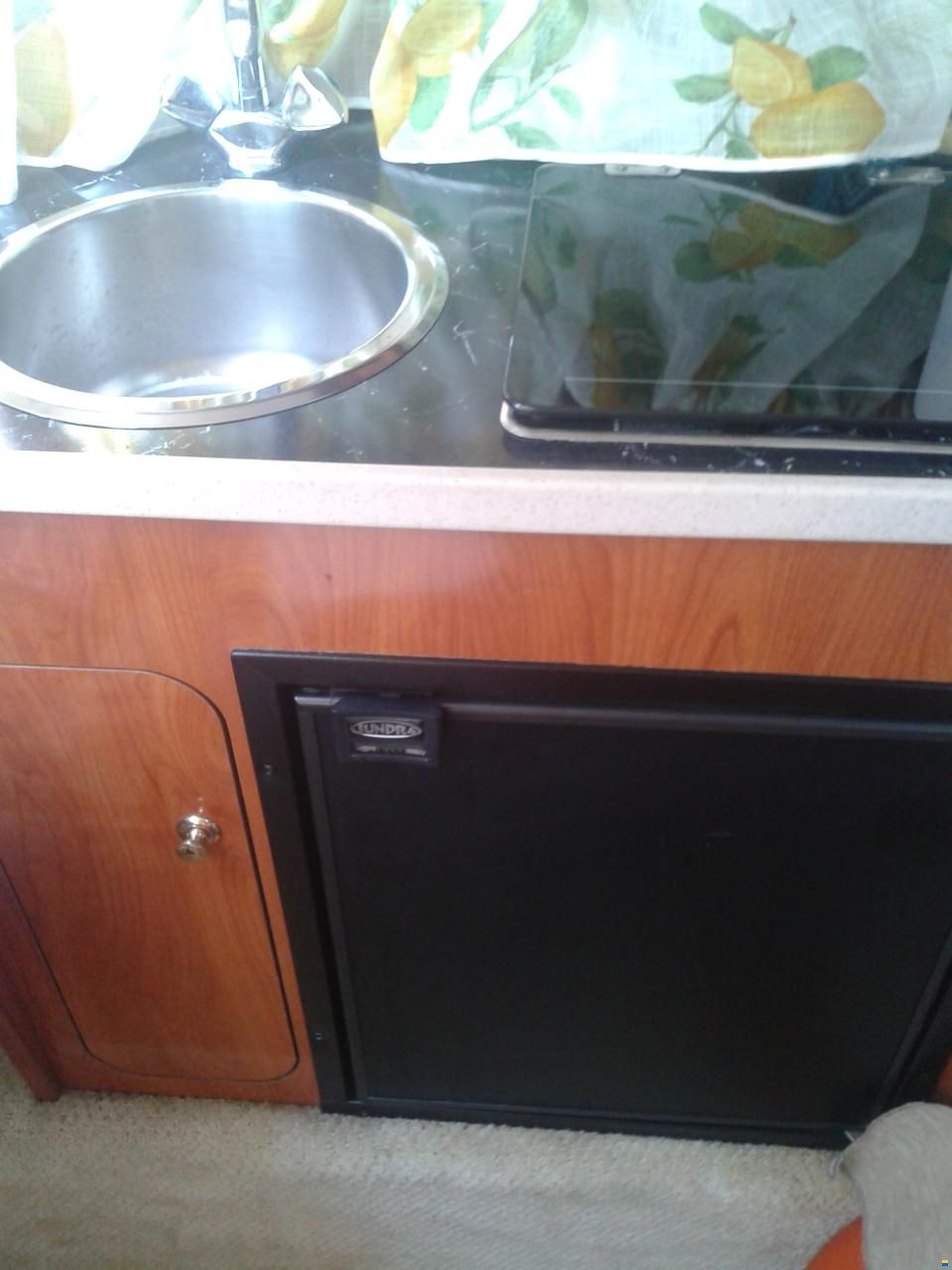 Rinker FIESTA VEE 270