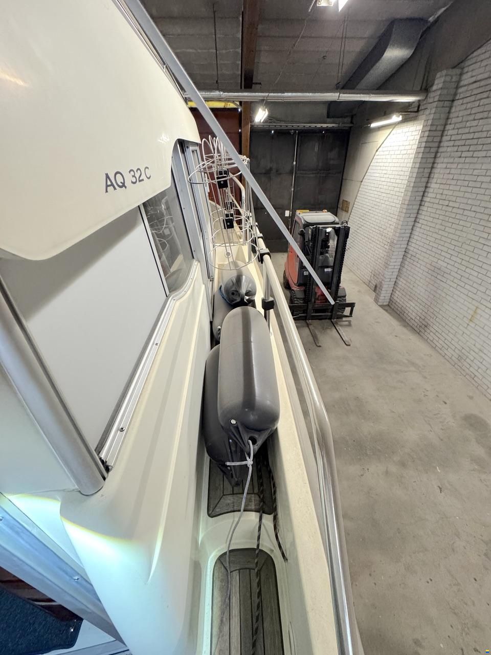 Aquador 32 C