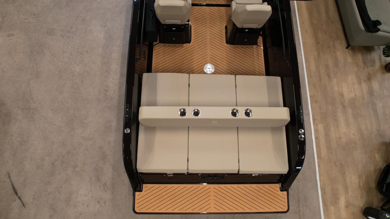 X-Shore 1 NEW ELECTRIC BOAT