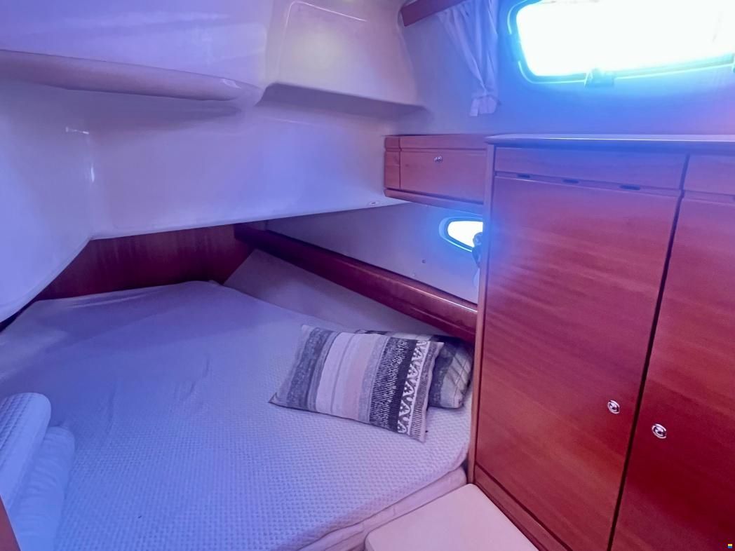 Bavaria 39 Cruiser - 3 cabin
