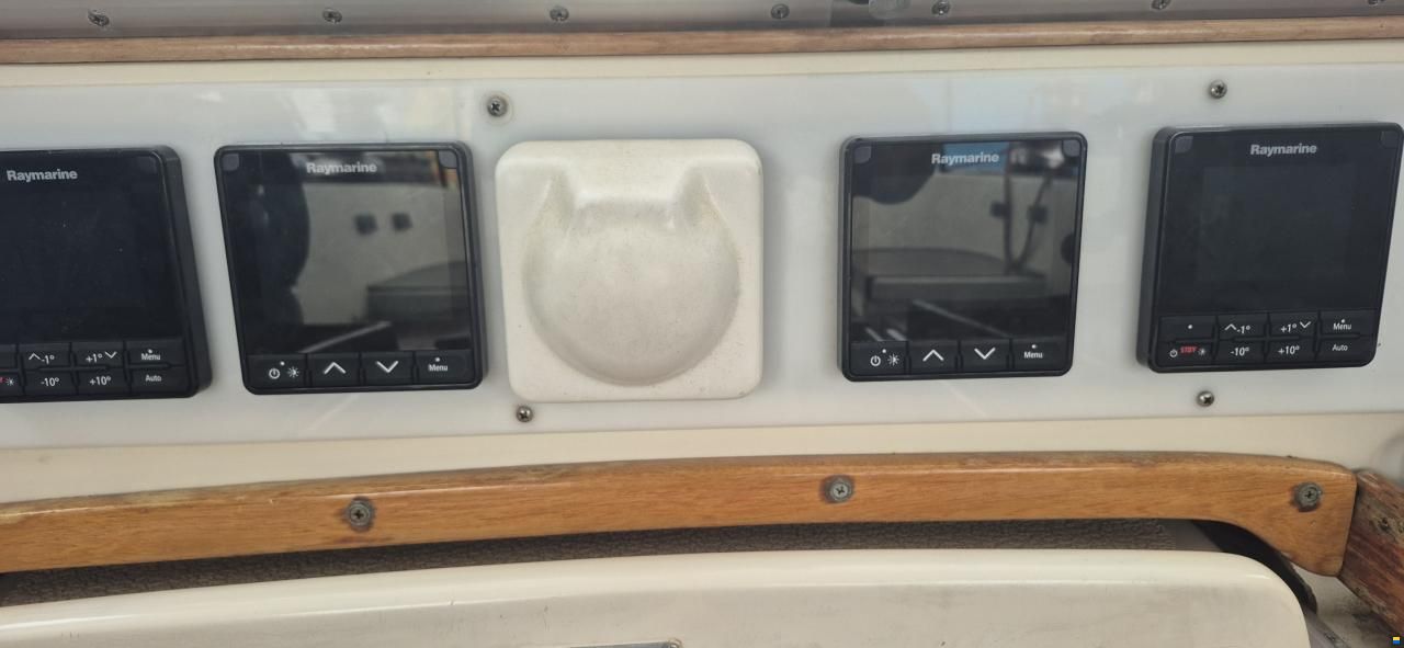 Hallberg-Rassy 49