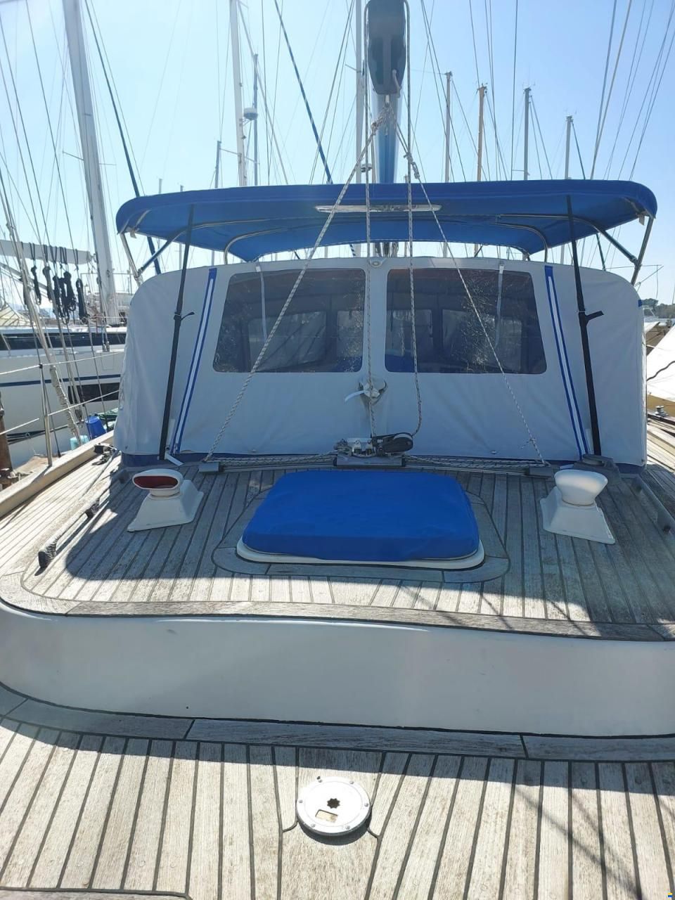 Hallberg-Rassy 49