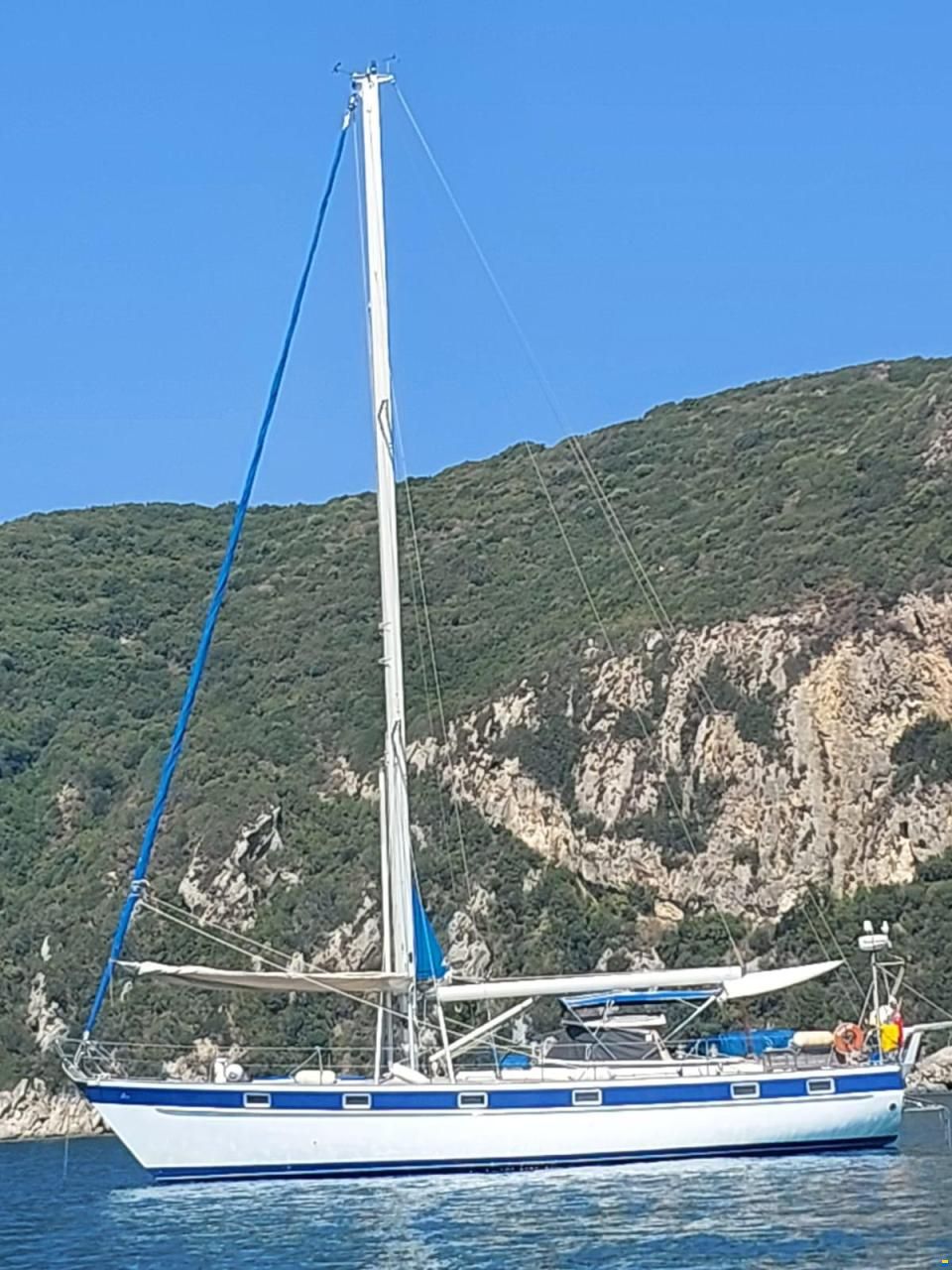 Hallberg-Rassy 49