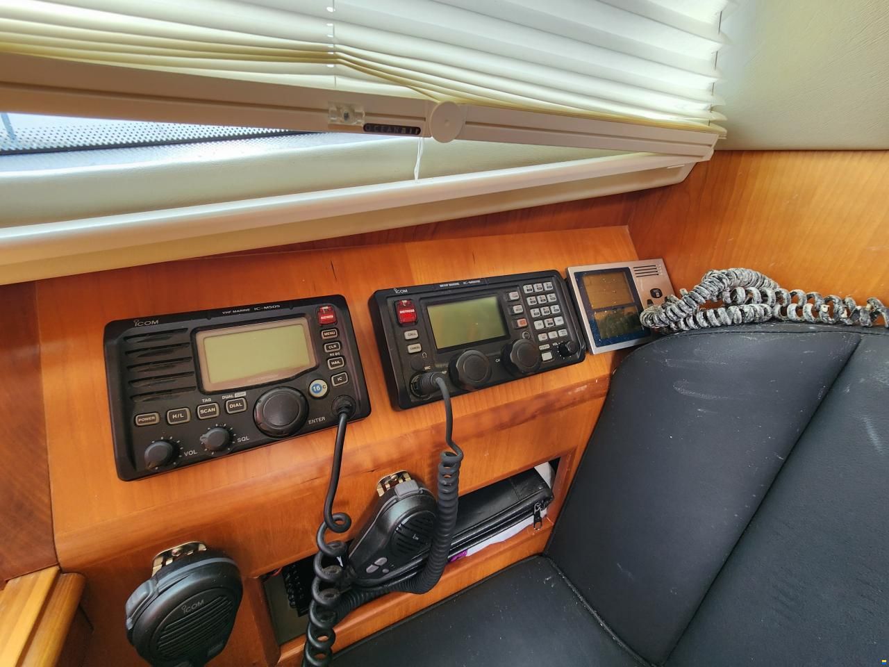 Discovery Yachts 55