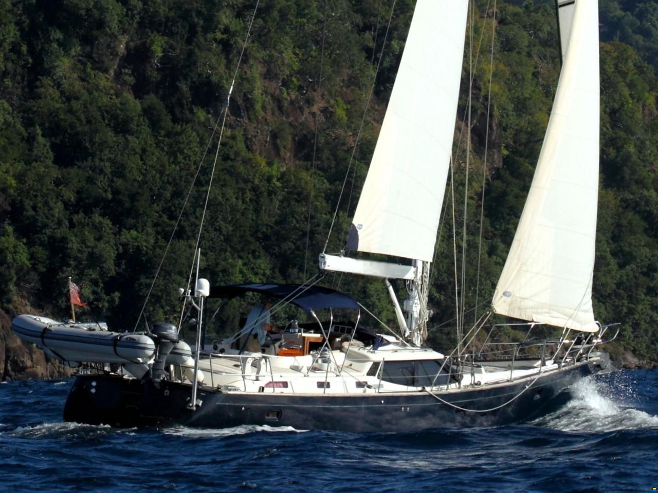 Discovery Yachts 55