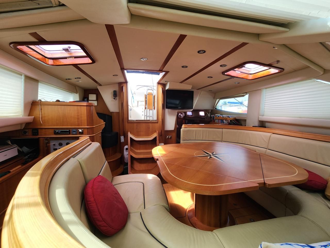 Discovery Yachts 55