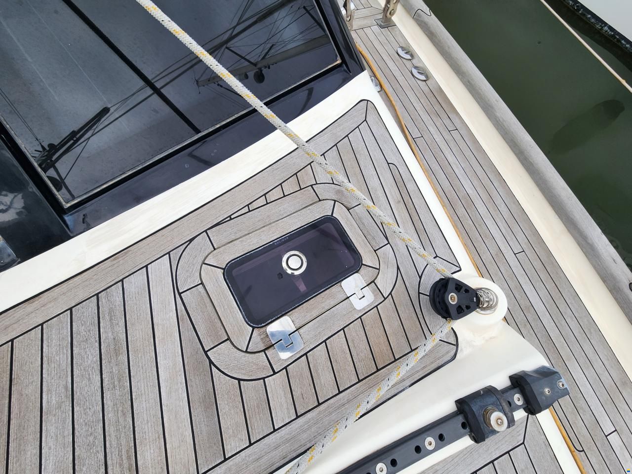 Discovery Yachts 55