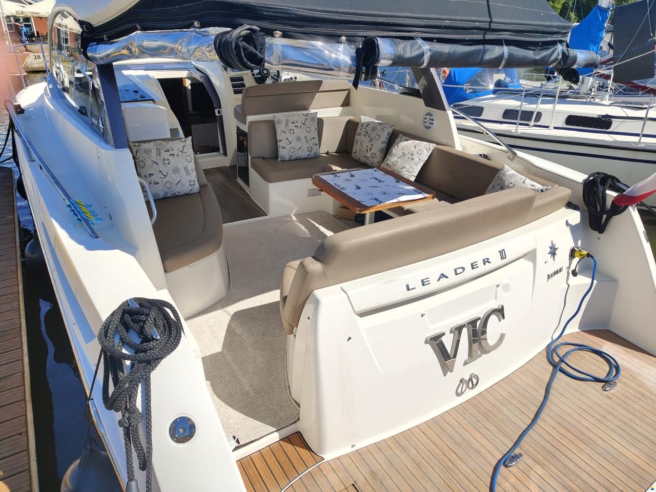 Jeanneau Leader 10