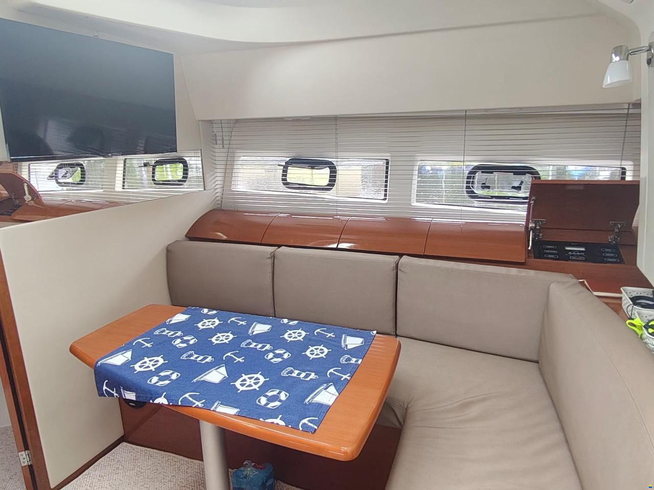 Jeanneau Leader 10