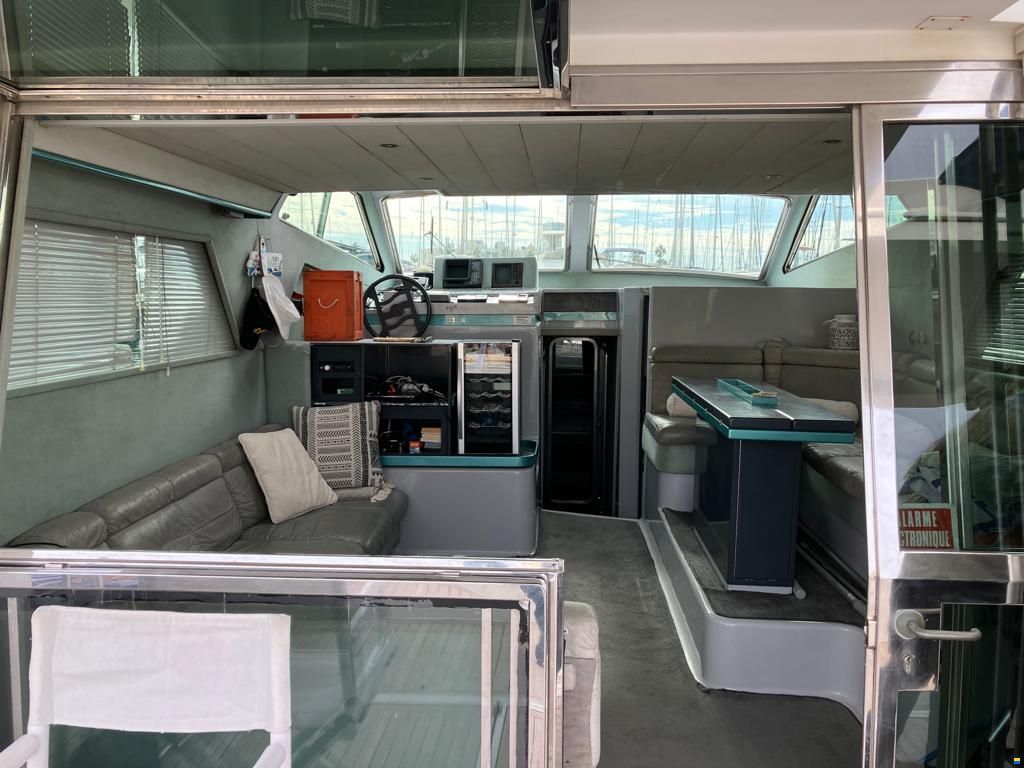 Ferretti Altura 52