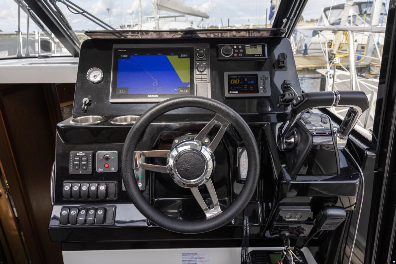 Jeanneau Merry Fisher 1095