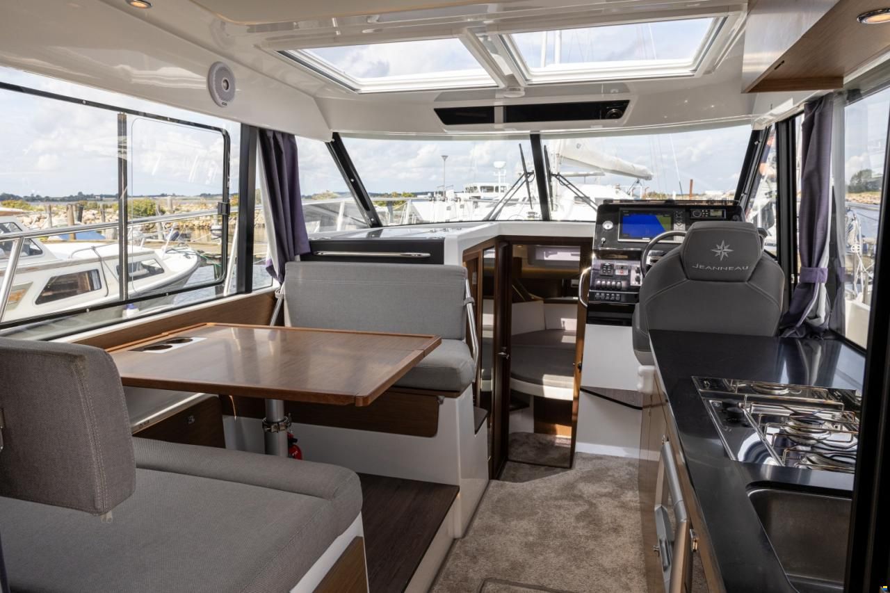Jeanneau Merry Fisher 1095