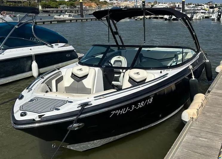 Monterey 238 SS