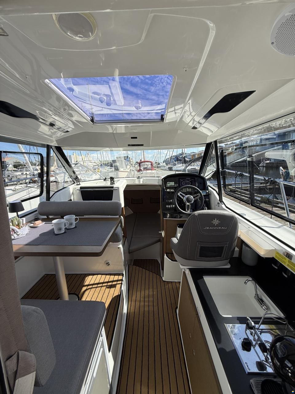 Jeanneau Merry Fisher 795