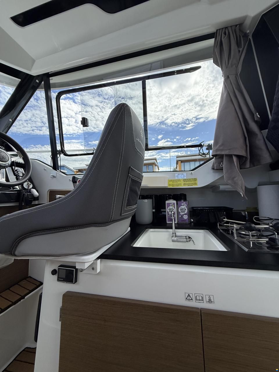 Jeanneau Merry Fisher 795