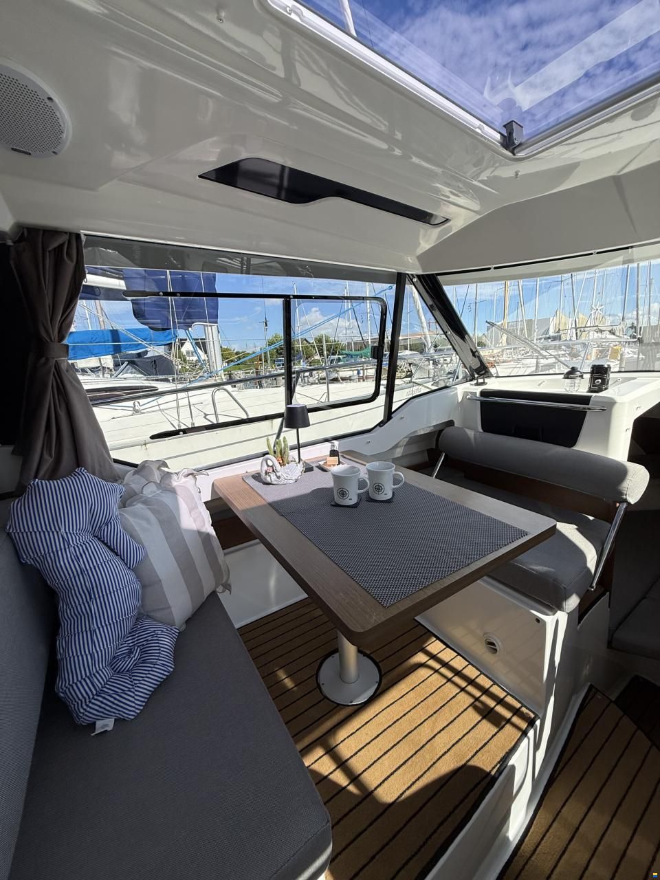 Jeanneau Merry Fisher 795
