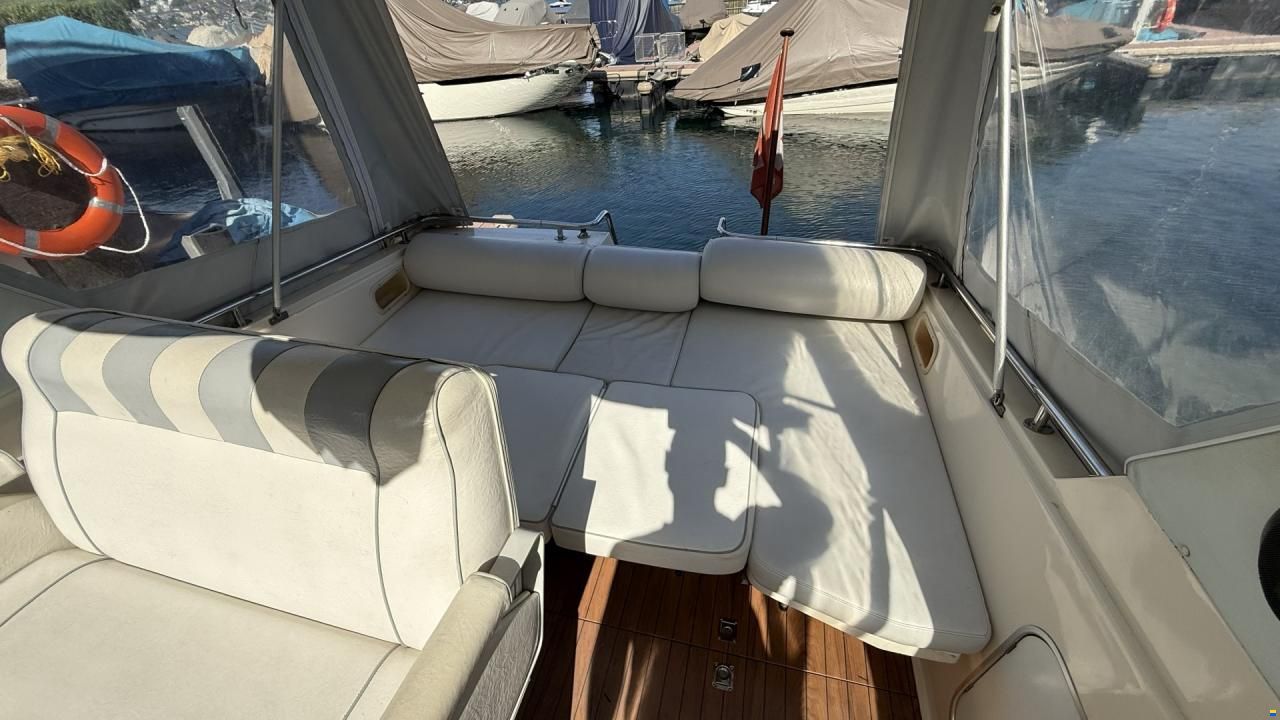 Fjord Dolphin 775