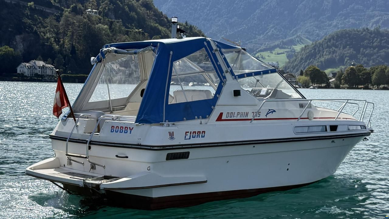 Fjord Dolphin 775