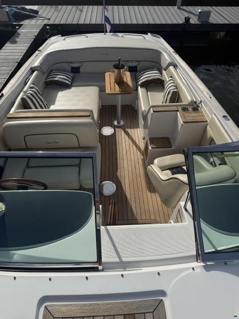 Chris Craft 28 Corsair