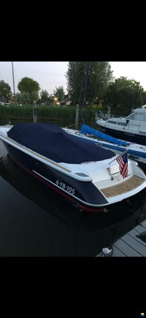 Chris Craft 28 Corsair