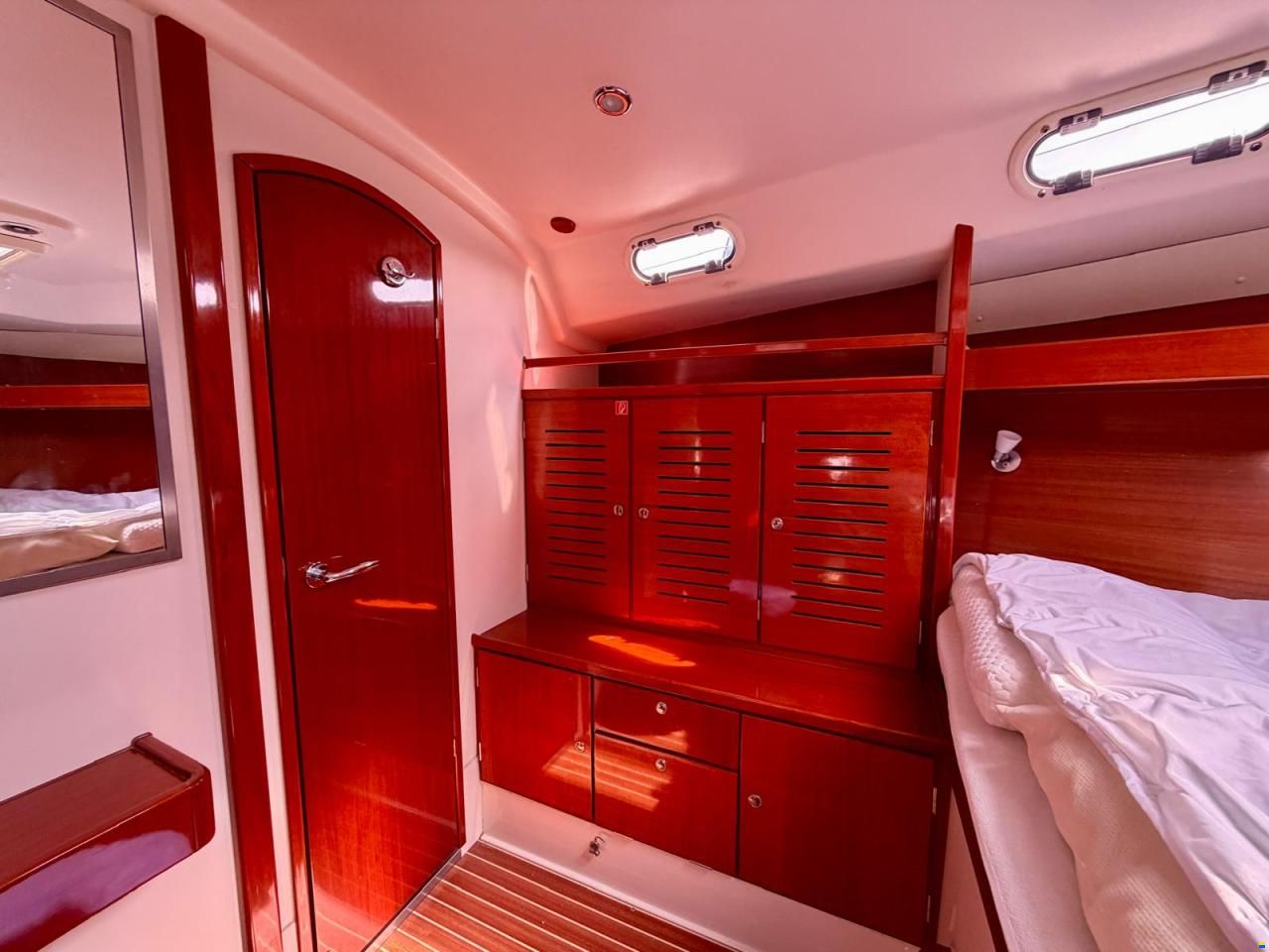 Hanse 411