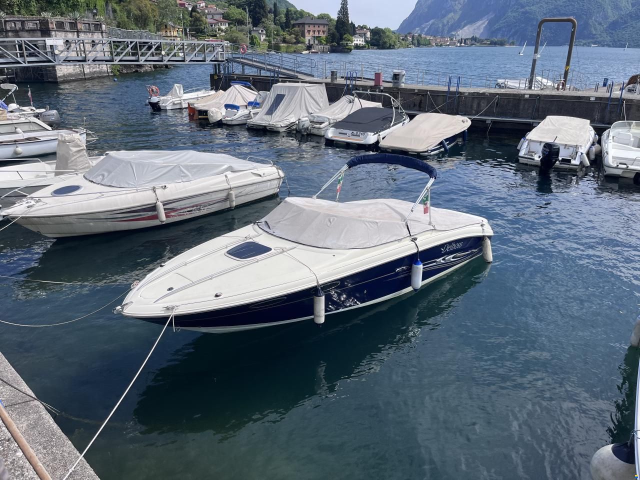 Sea Ray Overnighter 240