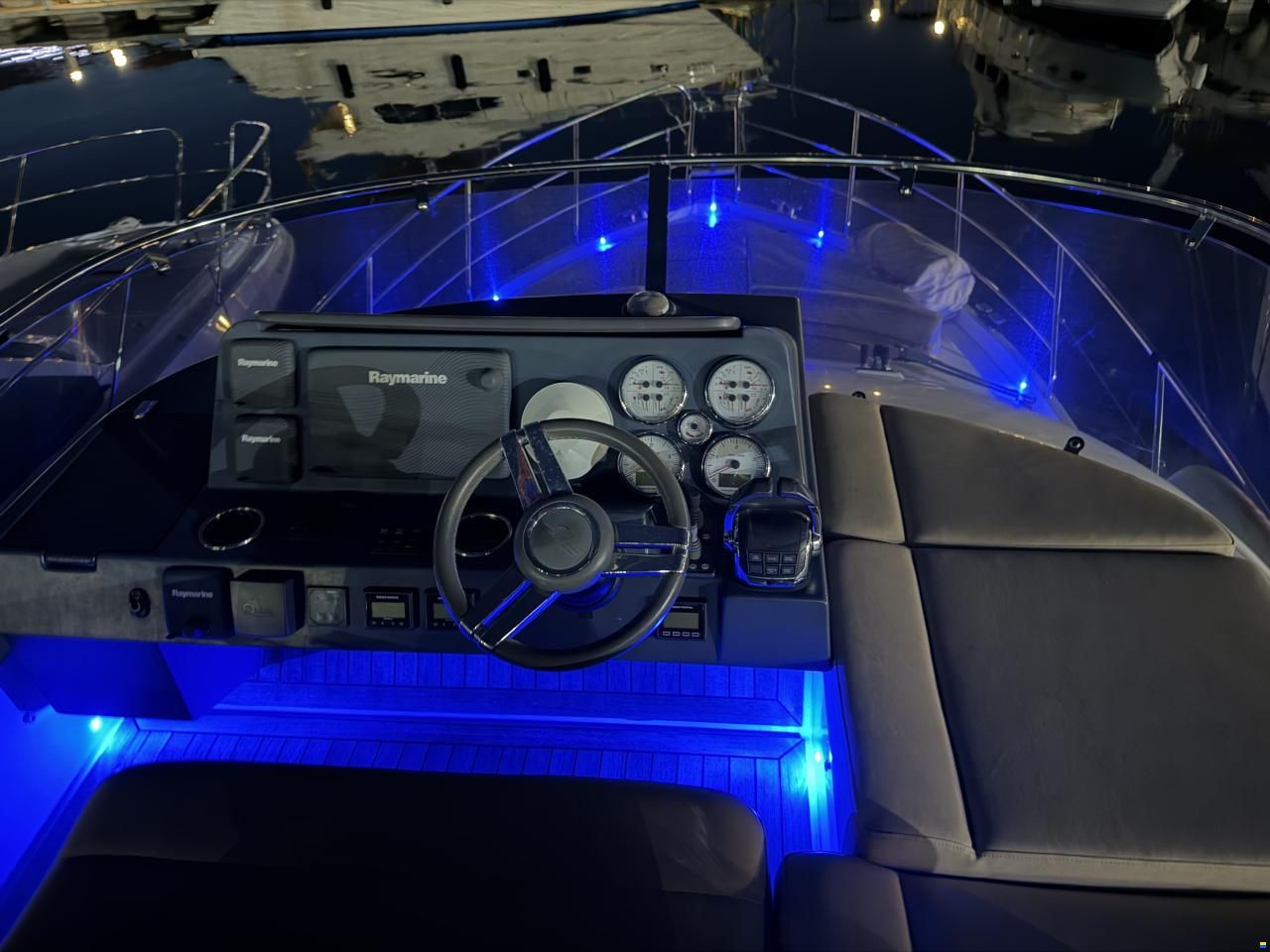 Sealine F380