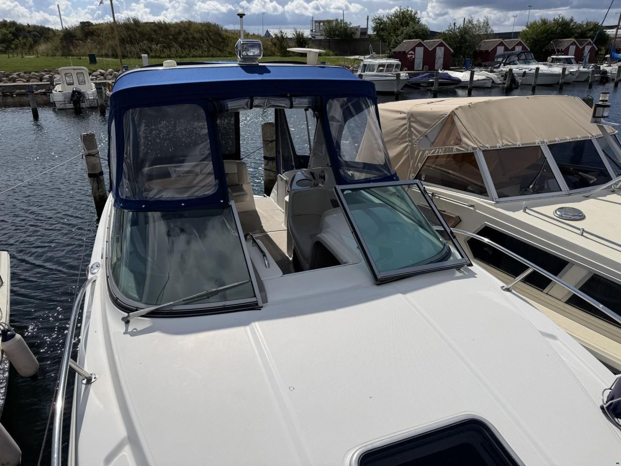 Chaparral 270 Signature