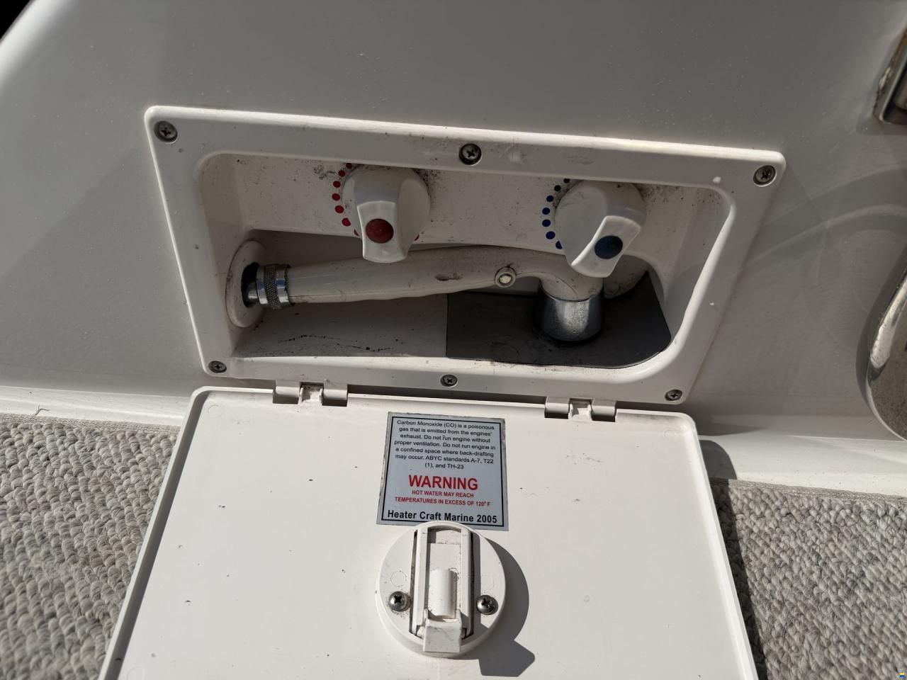 Chaparral 270 Signature