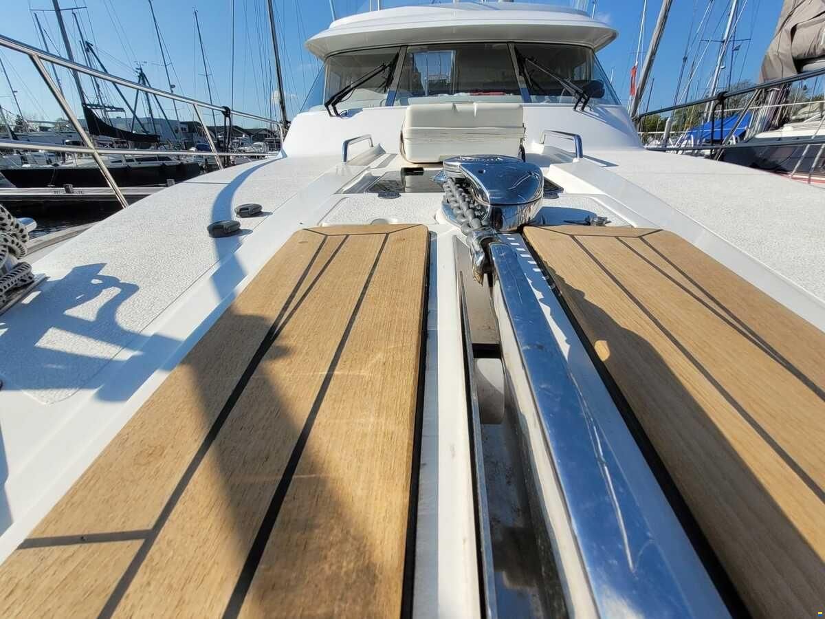 Nimbus 380 Commander