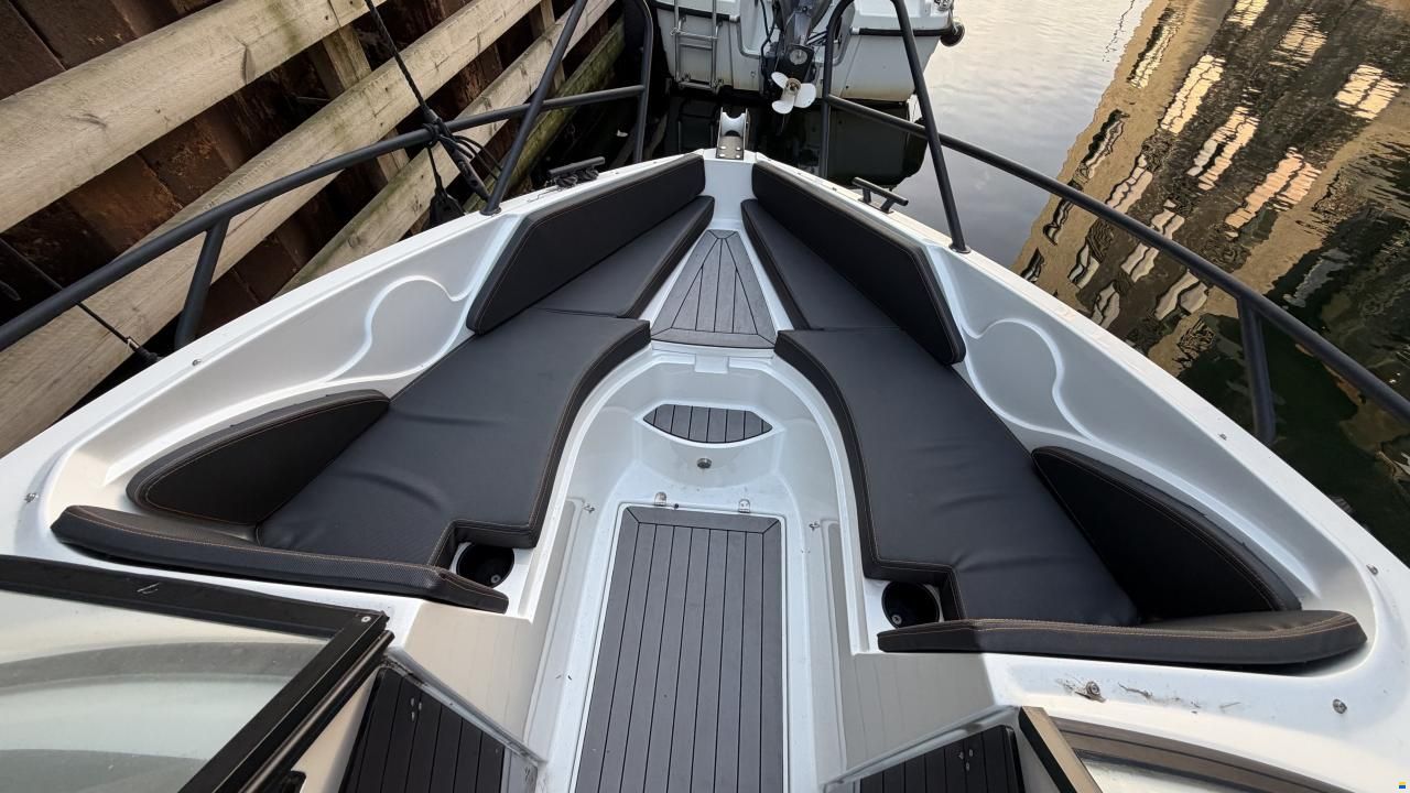Coaster 600 BR