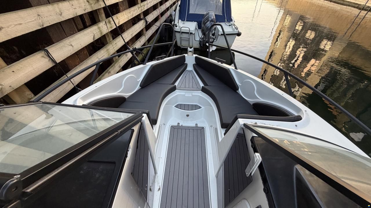 Coaster 600 BR