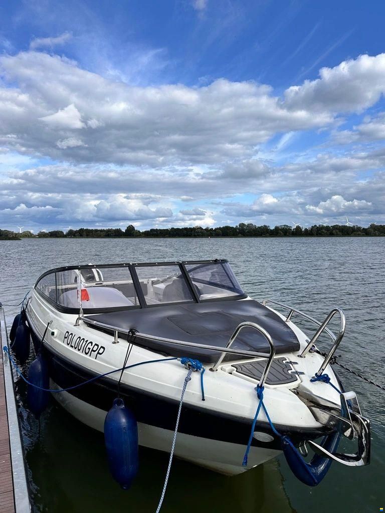HydroMarin 6930 Daycrusier