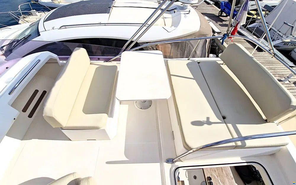 Jeanneau Merry Fisher 10