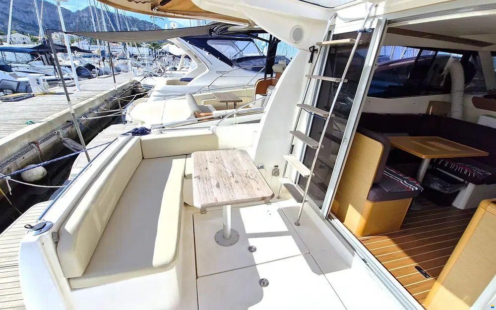 Jeanneau Merry Fisher 10