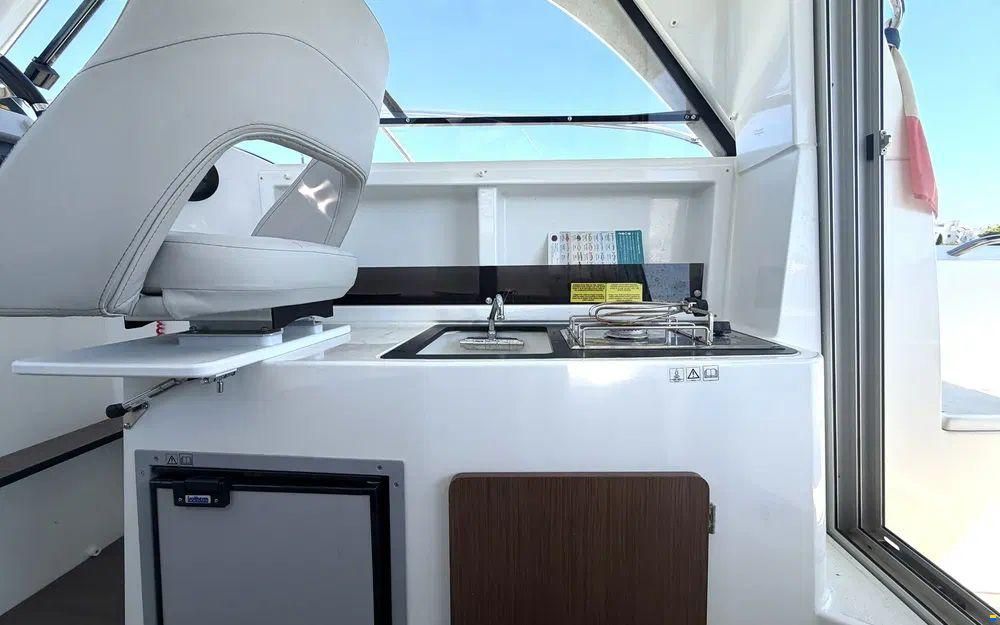 Beneteau Antares 8 OB