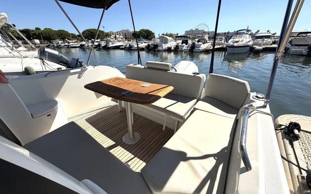 Beneteau Antares 8 OB