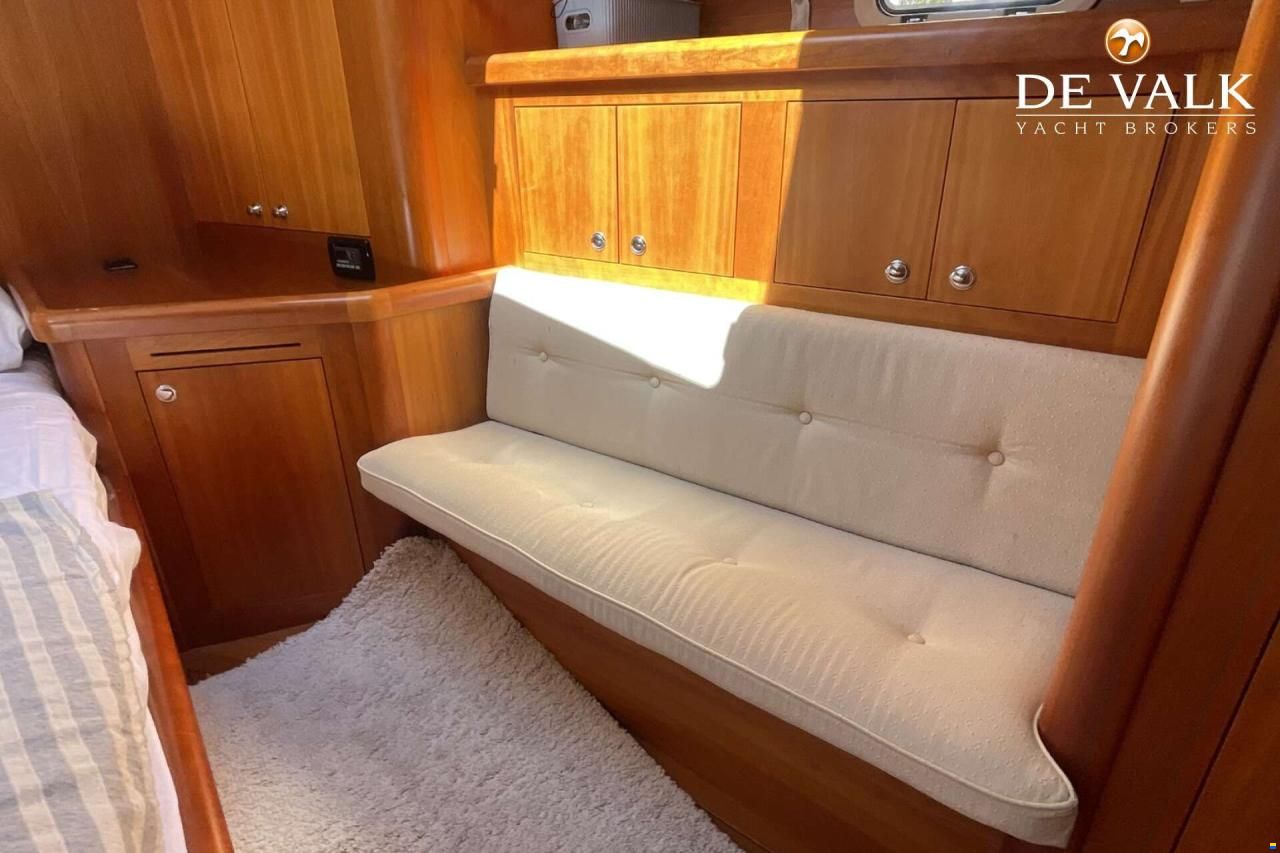 Farr 63 Pilot House
