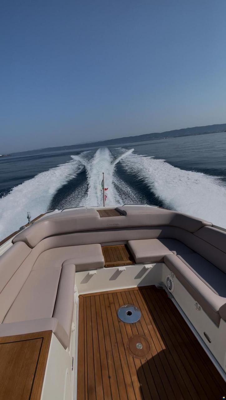 Chris Craft Corsair 28