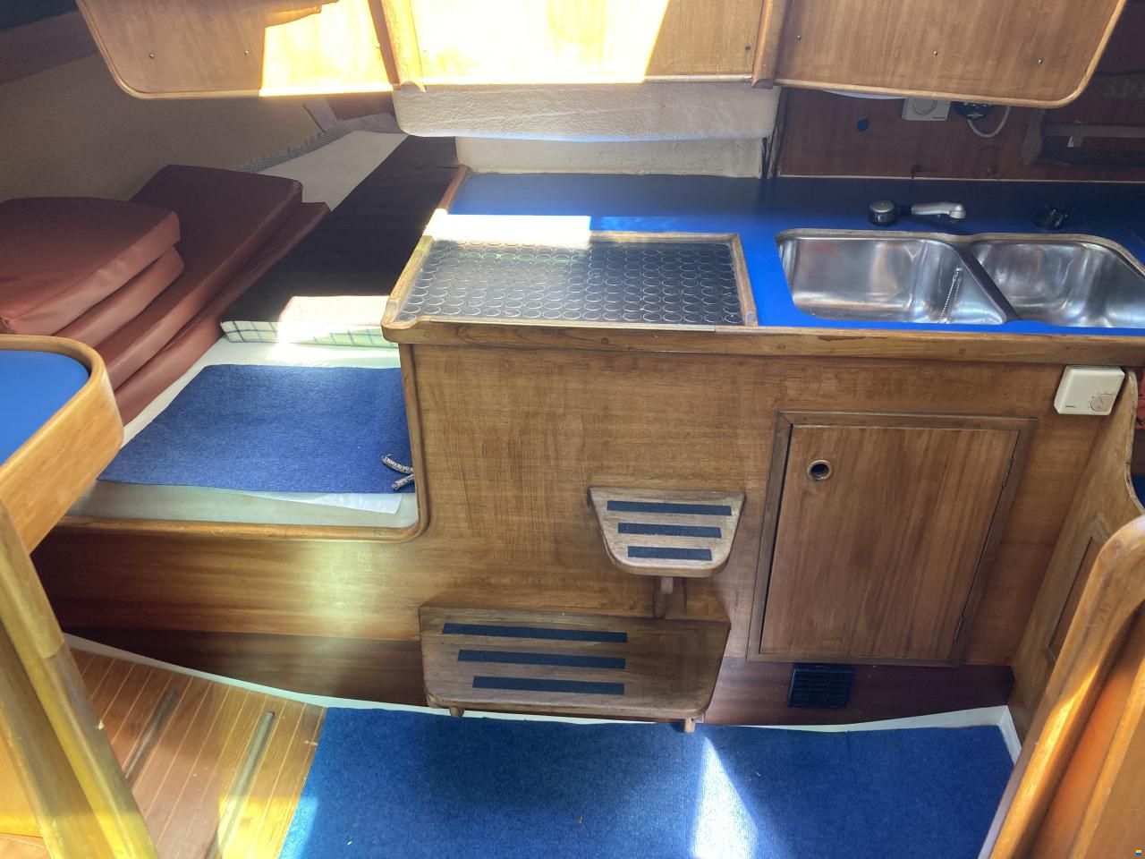 X-Yachts X 102